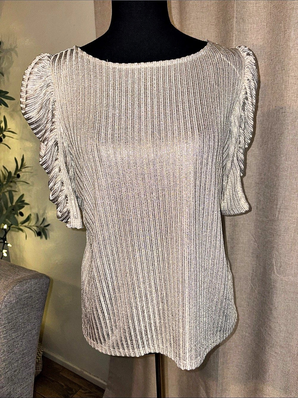 CeCe Metallic Ruffle Sleeve Top